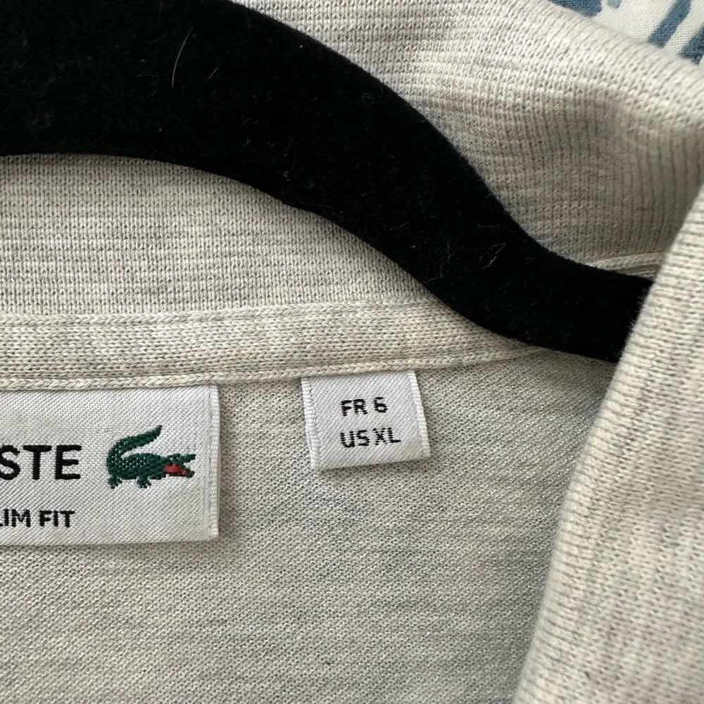 Lacoste Men's Light Gray Polo Shirt with Navy Accents - Picture 7 of 11